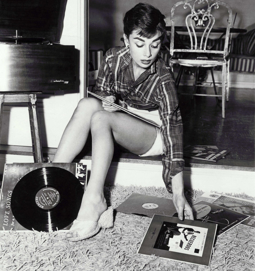 Audrey-Hepburn-116