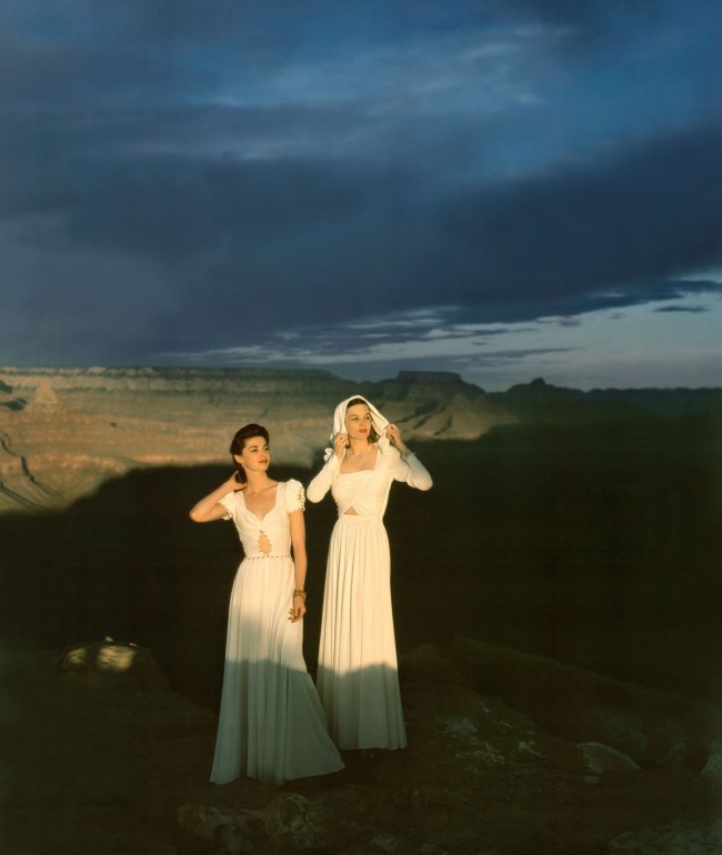 vogue-goes-to-the-grand-canyon-circa-1941