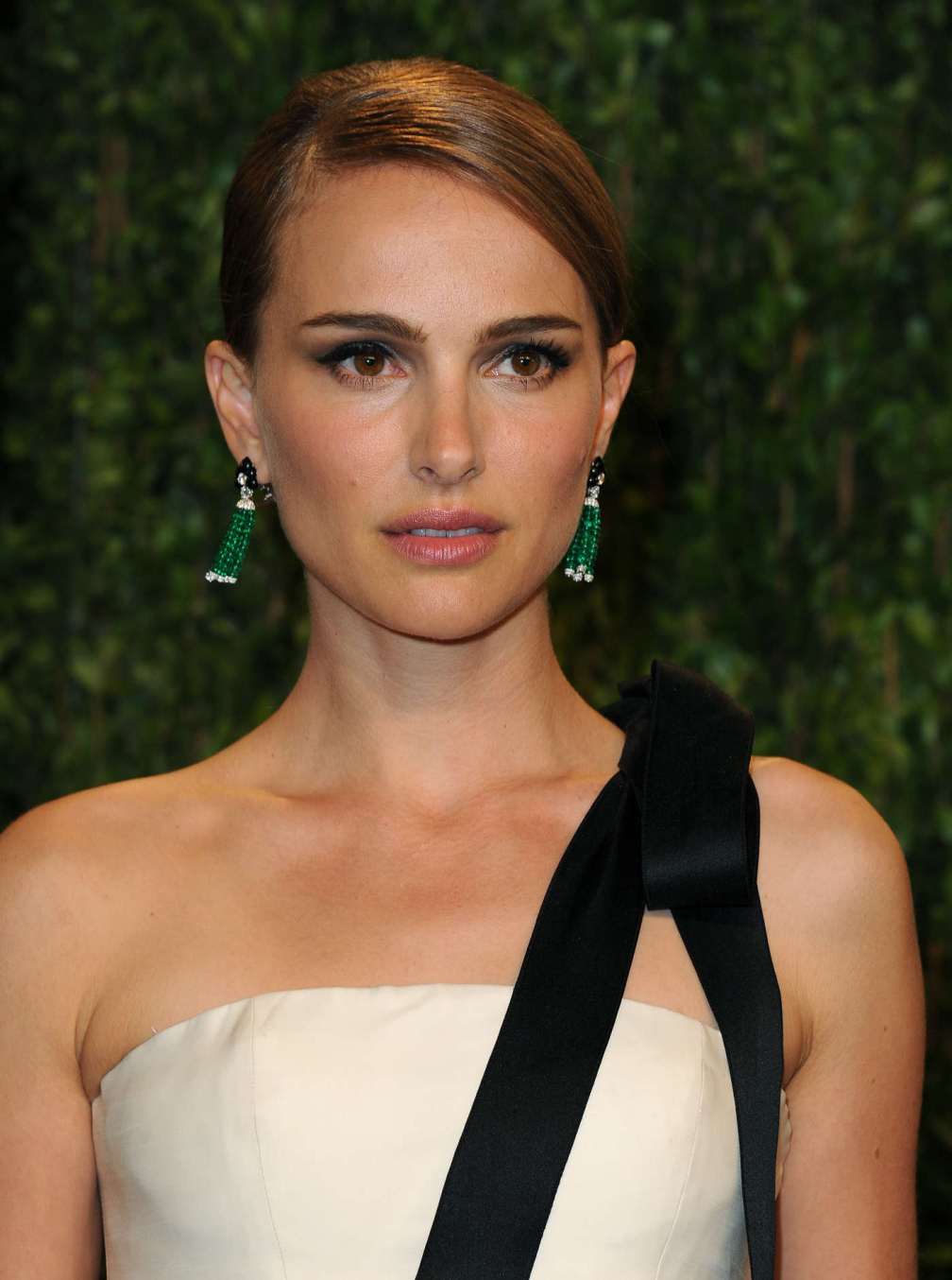 beautiful-dress-Natalie-Portman-3